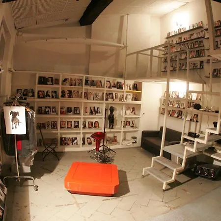 Casa Milano- And * Milano